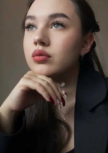 Екатерина из Лос-анджелеса, ищу на сайте общение