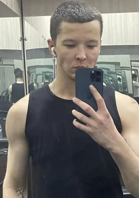 Хусниддин из Ташкента, ищу на сайте приятное времяпровождение