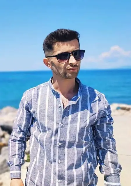 Frat из Маниса, ищу на сайте знакомства на одну ночь