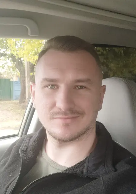 Виталий з Краматорська, шукаю на сайті знайомства на одну ніч
