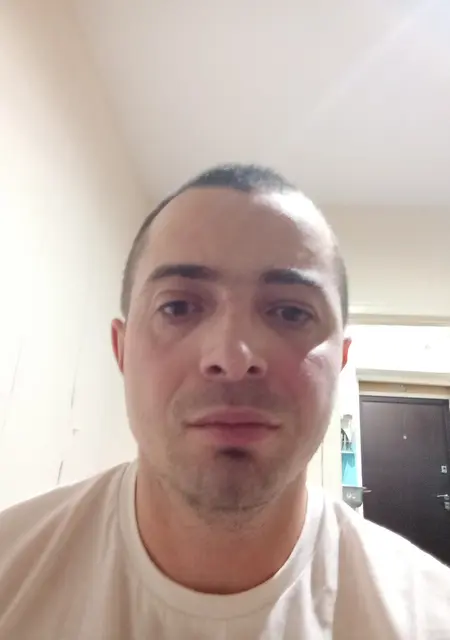 Алексей из Бобруйска, мне 29, познакомлюсь на одну ночь