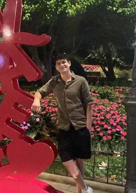 Я Rodrigo, 27, знакомлюсь на одну ночь в Мадриде