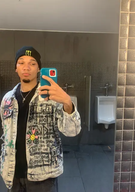 Я Drax, 21, из Санто-доминго Эста, ищу знакомство для приятного времяпровождения