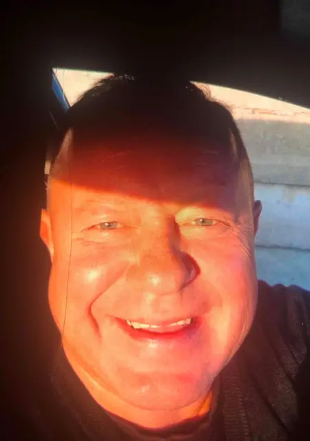 Сергей из Одессы, мне 60, познакомлюсь для открытые отношения