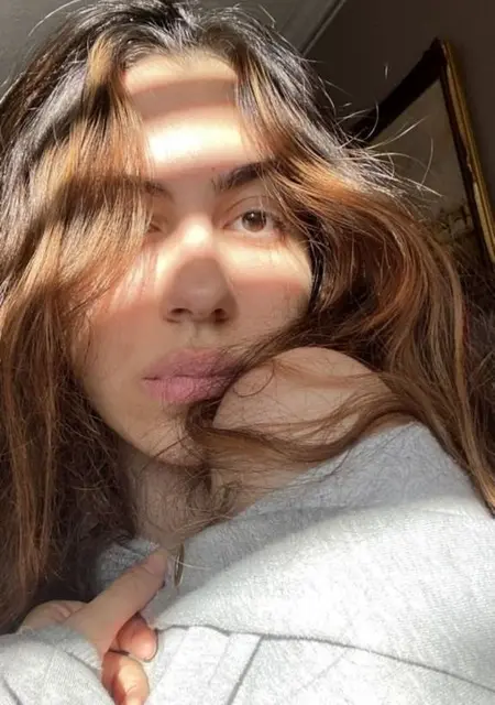 Aya из Мадрида, мне 19, познакомлюсь