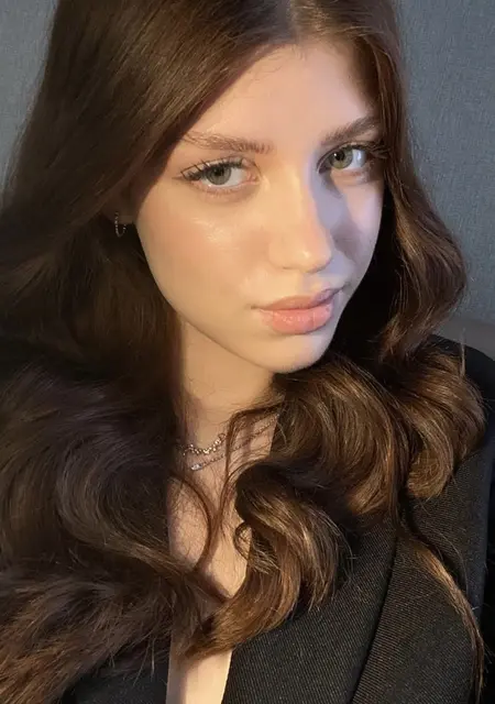 Я Крис, 18, из Минска, ищу знакомство для совместных путешествий