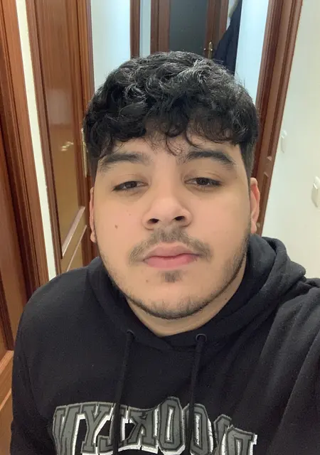 Soy Fabio, 21 años, conociéndome para hacer nuevos amigos en Palencia