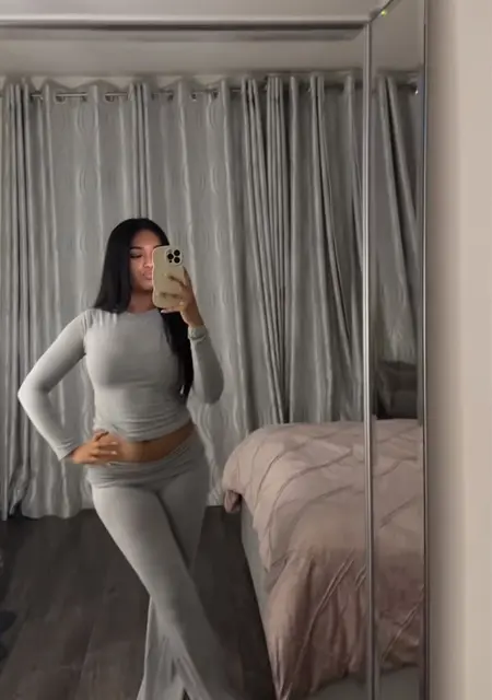 Sarah из Камден Таун, ищу на сайте знакомства на одну ночь