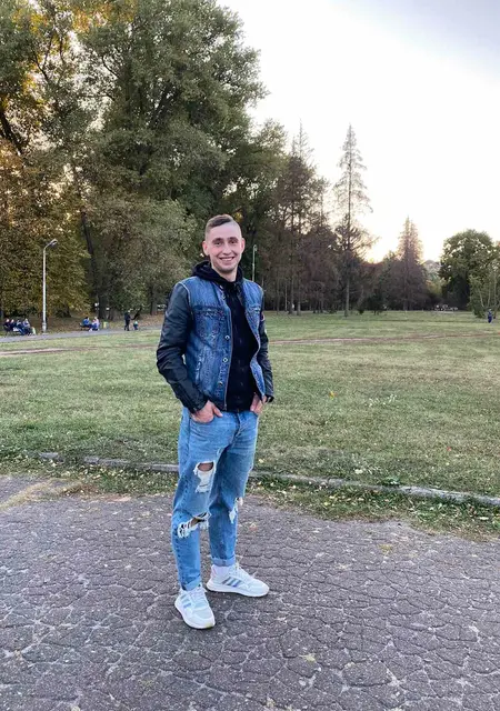 Вася из Сум, ищу на сайте приятное времяпровождение