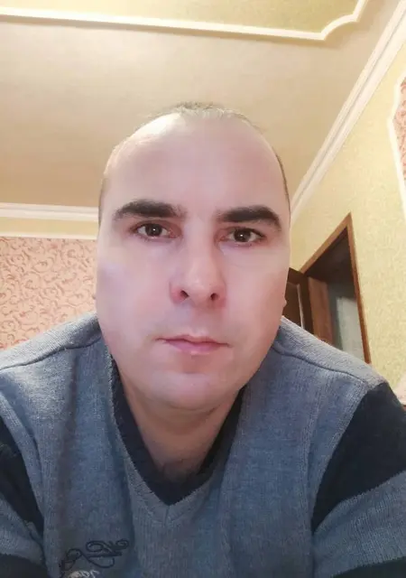 Игорь из Донецка, мне 36, познакомлюсь на одну ночь