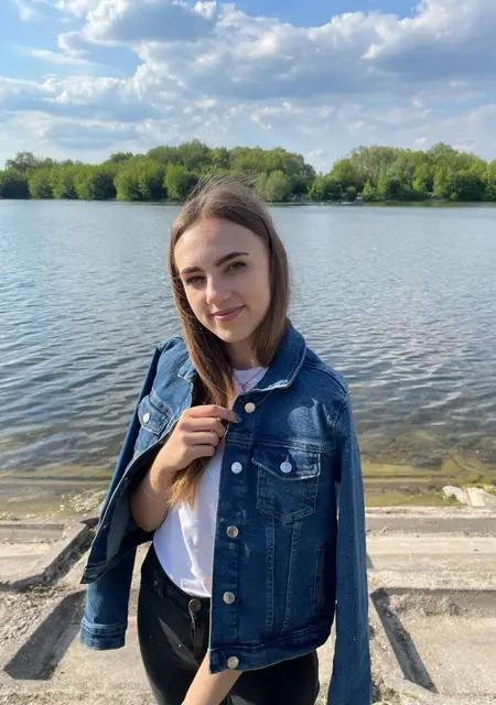 Алиса з Черкаси, шукаю на сайті знайомства на одну ніч