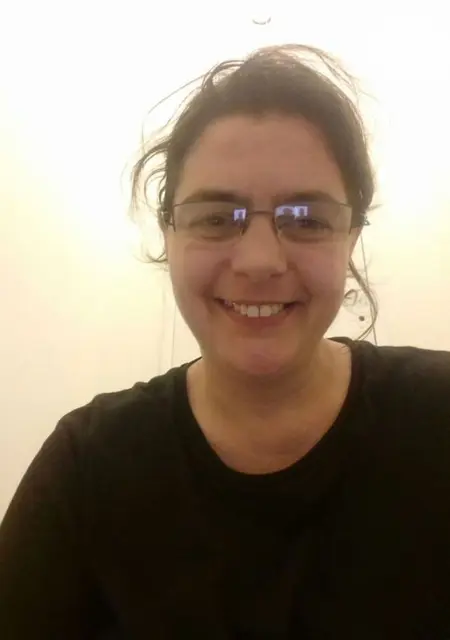 Я Delphine, 44, знакомлюсь в Париже