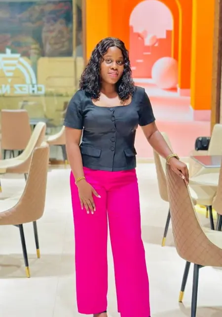 Patricia из Парижа, мне 25, познакомлюсь для постоянных отношений