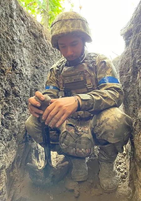 Я Максим, 28, из Константиновки, ищу знакомства без обязательств