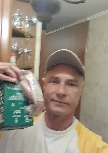 Vadik из Киева, ищу на сайте приятное времяпровождение