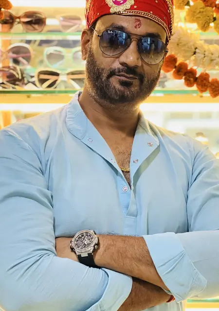 Я Babu, 41, знакомлюсь для дружбы в Мумбаях