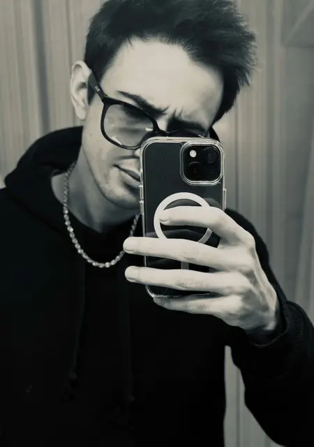 Vlad из Черкасс, ищу на сайте постоянные отношения