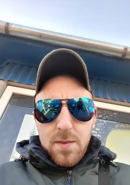 Вася з Ужгорода, шукаю на сайті дружбу