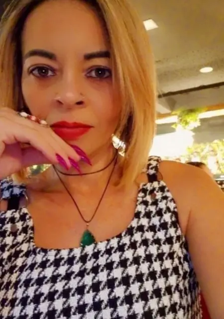 Diany из Лиссабона, мне 36, познакомлюсь