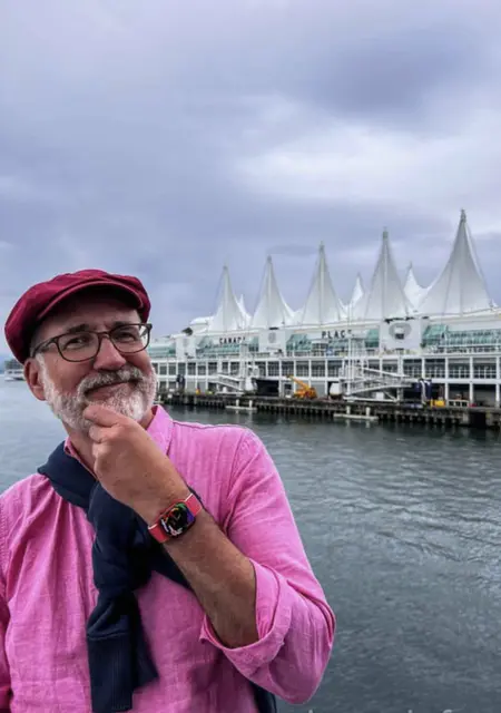 I'm Stevencharles, 38 from Enfield, seeking connections for friendship