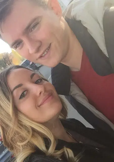 Хейли из Одессы, ищу на сайте знакомства на одну ночь