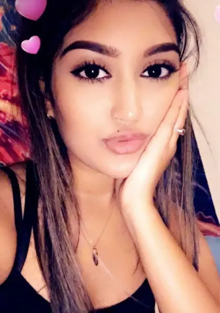 Я Anshika, 28, знакомлюсь для дружбы в Колката