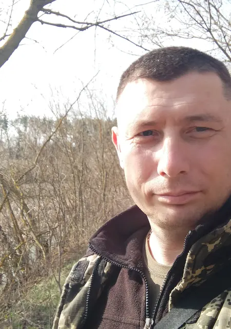 Я Дима, 42 років з Сум, шукаю знайомства на одну ніч