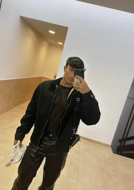 Soy Moderated, 20 años, conociéndome para pasatiempo agradable en Las Palmas de Gran Canaria