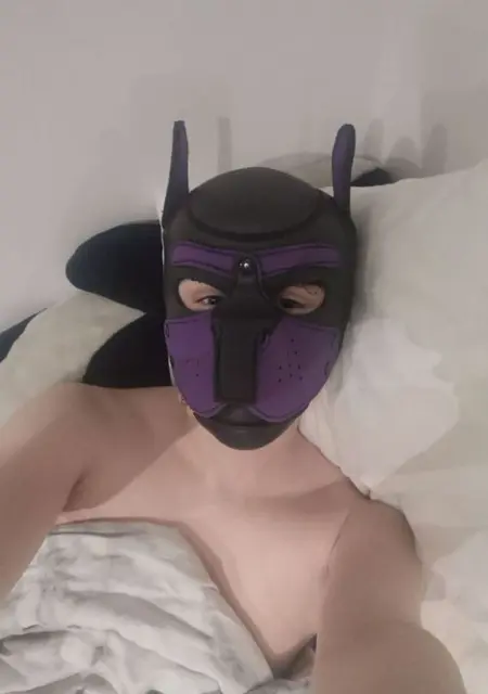 Charlie из Стокгольма, мне 22, познакомлюсь