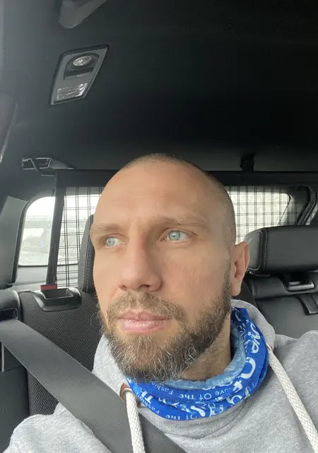 Я Peter, 43, из Дахау, ищу знакомство для постоянных отношений