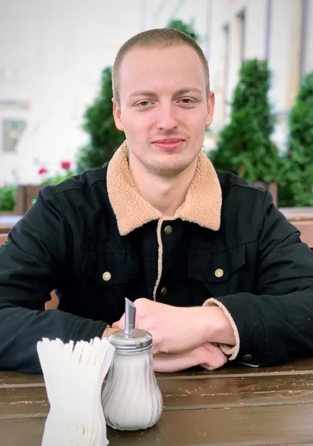 Я Артур, 26, из Познани, ищу знакомство для постоянных отношений