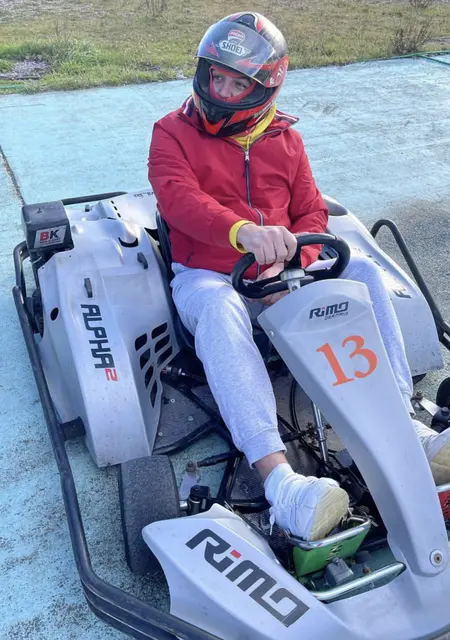 Я Евгений, 23, знакомлюсь без обязательств в Сумах