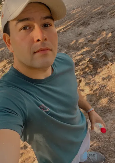 Я Jonathan, 32, знакомлюсь на одну ночь в Сантьяго