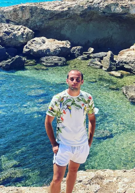 Я Elu, 32, из Брешиа, ищу знакомство для приятного времяпровождения