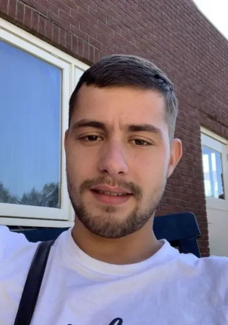 Я Alex, 27, знакомлюсь в Бухаресте