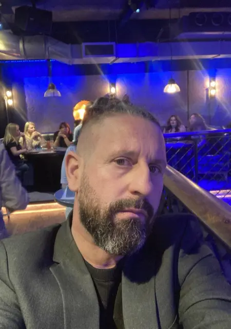 Stub из Бишопс-Стортфорд, мне 47, познакомлюсь для вирта