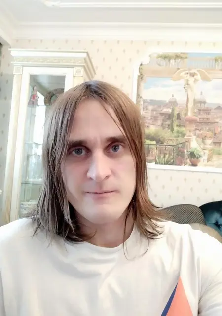 Betruger из Кишинёва, мне 34, познакомлюсь для общения