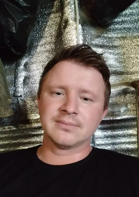 Я Андрей, 34, из Краматорска, ищу знакомства без обязательств