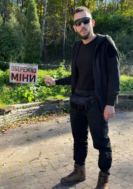 Влад из Новограда-Волынского, мне 22, познакомлюсь на одну ночь