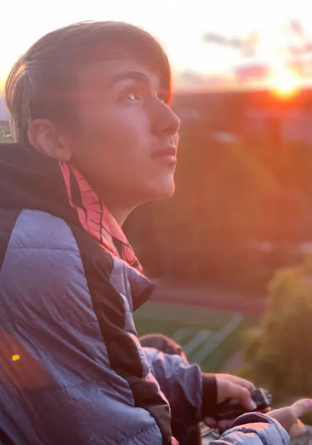 Я Mhka, 20, из Нарвы, ищу знакомство для дружбы