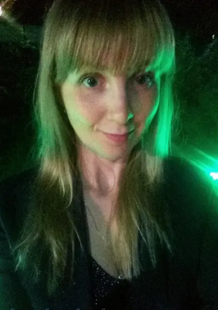 Кристина из Караганды, мне 37, познакомлюсь для постоянных отношений