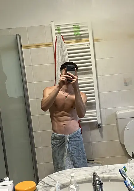 Я Hardtee, 20, из Гориция, ищу знакомство для общения