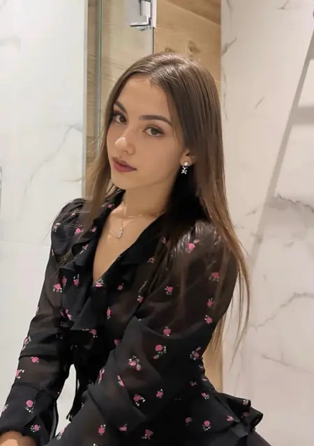 Я Adelina, 20, знакомлюсь для постоянных отношений в Тулузе