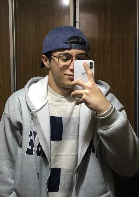 Я Alijon, 18, из Душанбе, ищу знакомство для вирта