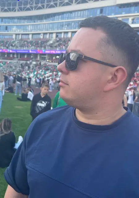 Александр из Бобруйска, ищу на сайте знакомства на одну ночь