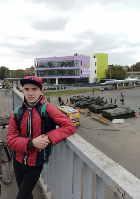 Илюша з Новопскова, шукаю на сайті знайомства на одну ніч