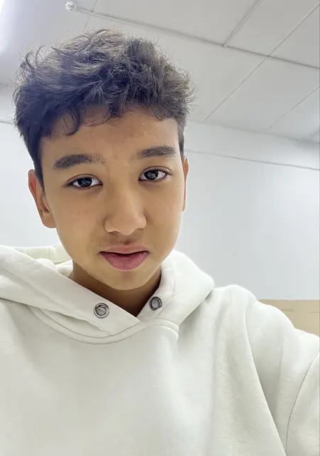 Behruz из Бишкека, мне 25, познакомлюсь для вирта