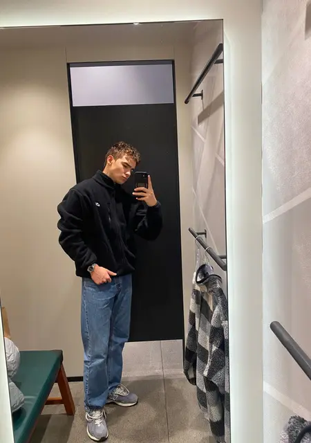 Денис из Вроцлава, ищу на сайте знакомства на одну ночь