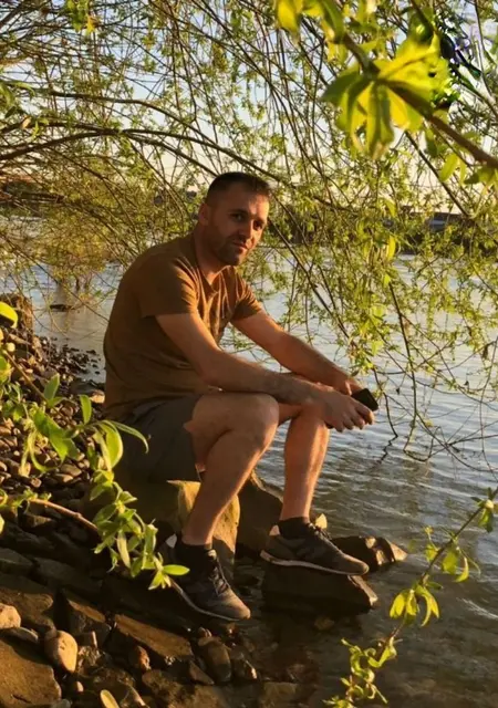 Я Eni, 32, знакомлюсь в Берлине