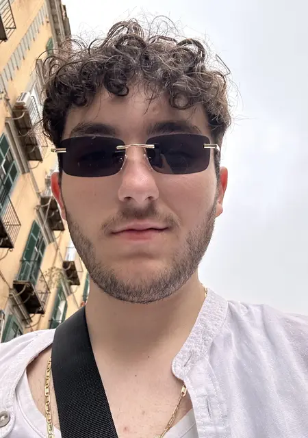 Matteo из Рима, ищу на сайте общение